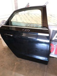 Дверь 4H0833052C Audi S8
