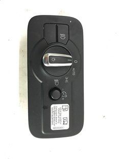 Перемикач світла фар 7P6941431E Volkswagen Touareg