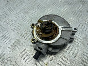 Вакуумний насос 06E145100R Audi Q7