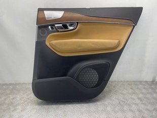 Обшивка дверей Volvo XC90