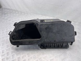 Воздухозаборник Volvo XC60