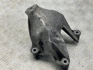 Опора / кронштейн двигуна 4G0199307AK Audi A6