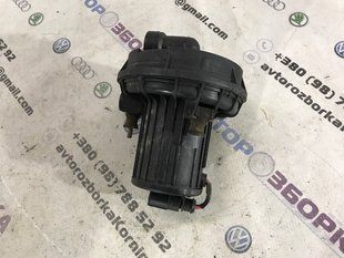 Насос повітряний 07L959253B Audi A8