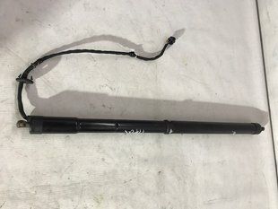 Приводной блок крышки багажника 7P6827851DIIT Volkswagen Touareg Volkswagen Touareg