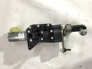 Привідний блок кришки багажника 4M0827852A Audi Q7