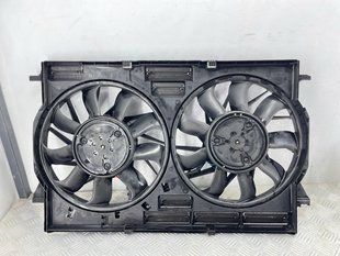 Дифузор радіатора в зборі 8W0121003D Audi Q7