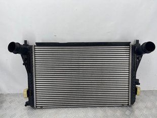 Радиатор интеркулера 3C0145805AN Volkswagen CC