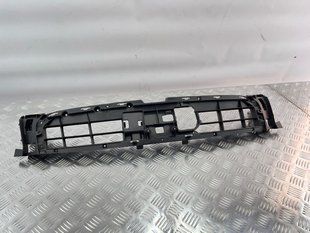 Каркас решетки радиатора 4G8807233C Audi A7
