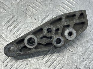 Кронштейн компресора кондиціонера CV6E19D624CA Ford Fusion
