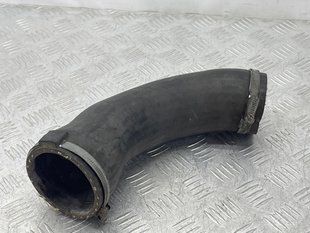 Патрубок інтеркулера 30741450 Volvo XC60