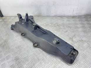 Кронштейн крила 31391777 Volvo XC90