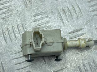 Замок лючка топливного бака 3C8810773A Volkswagen CC