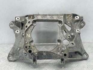 Траверса АКПП 4M0399263E Audi Q7 Audi Q7, Audi Q8