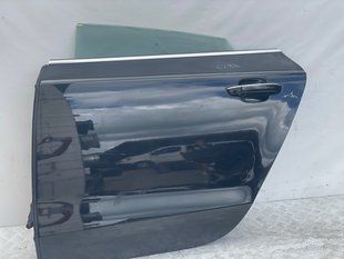 Двері 4G8833051A Audi A7