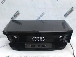 Крышка багажника 4H0827023B Audi A8