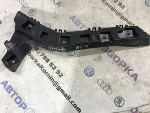 Направляющая / Крепление / Кронштейн бампера ds7317a882ae Ford Fusion