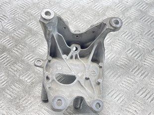 Опора двигателя правая 4M0199308AS Audi Q7 Audi Q7