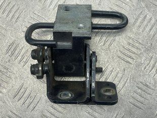 Петля двери нижняя 3C8833412B Volkswagen CC