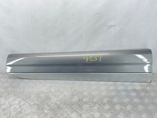 Накладка дверей 4M0853960G Audi Q7