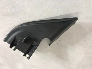 Накладка двери 561837994 Volkswagen Passat