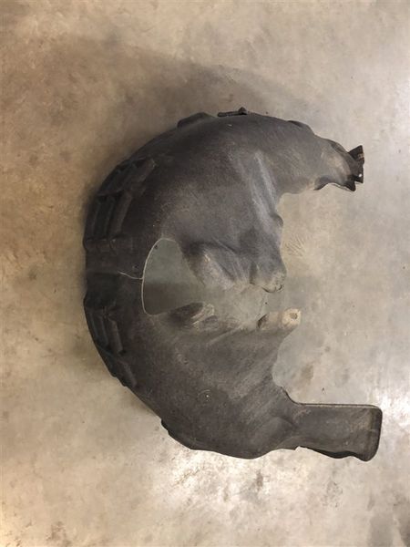Подкрылок 4G0810171A Audi A6