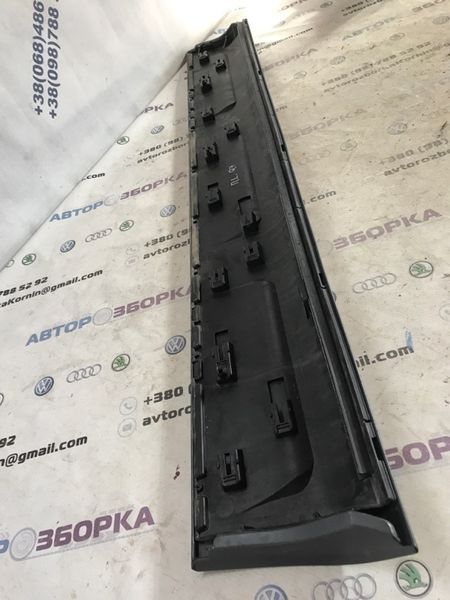 Накладка двери передняя левая 4L0071841 Audi Q7 Audi Q7