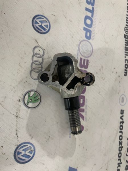 Натягувач ланцюга грм 06K109467K Volkswagen CC