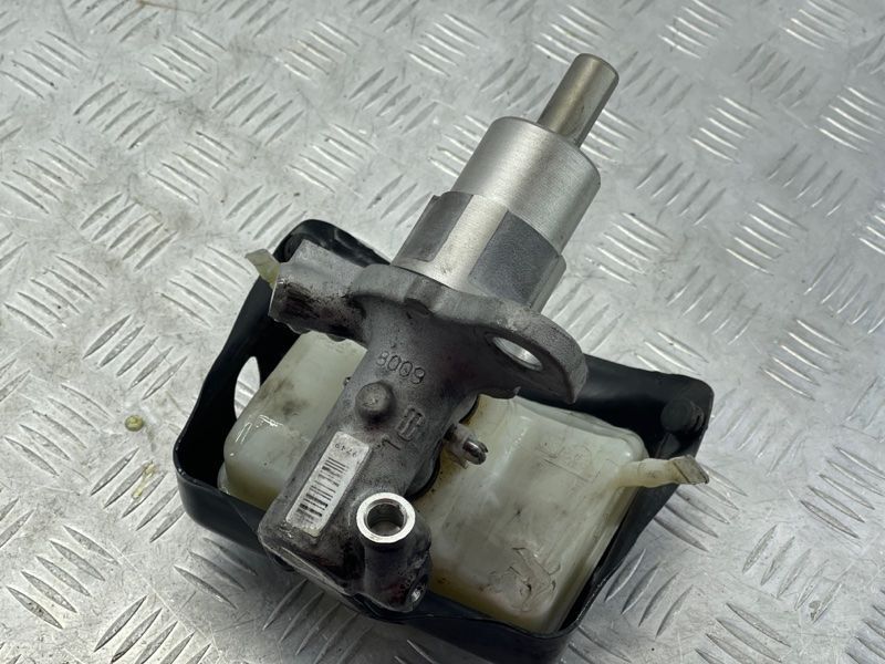 Бачок для тормозной жидкости 8K0611301A Audi A6