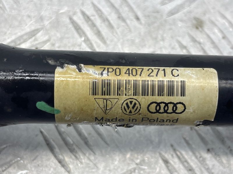 Піввісь 7P0407271C Audi Q7