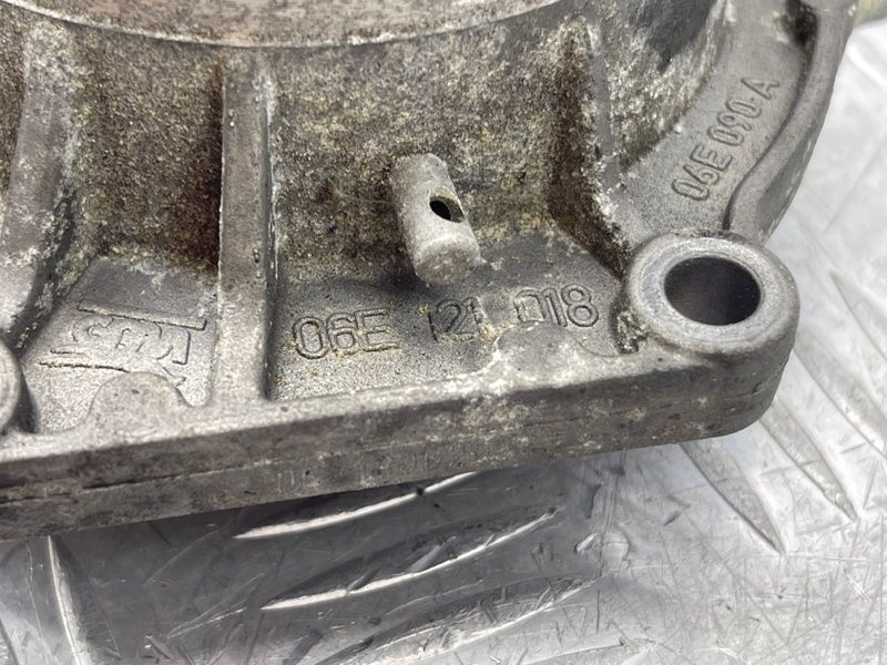 Помпа водяна Audi A6