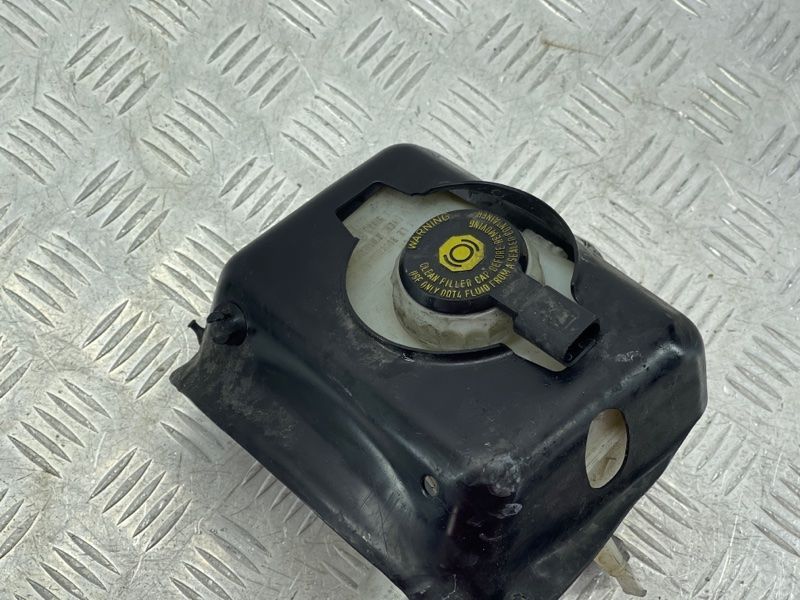 Бачок для тормозной жидкости 8K0611301A Audi A6