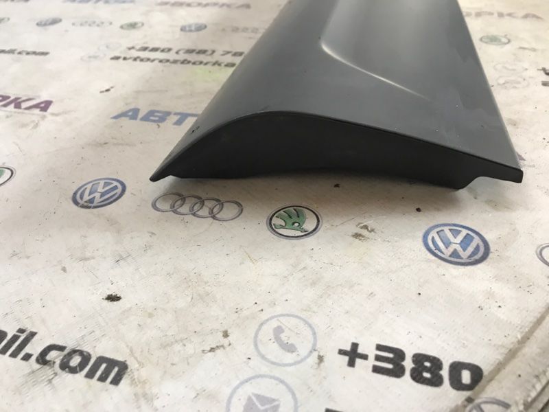 Накладка двери передняя левая 4L0071841 Audi Q7 Audi Q7