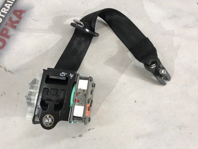 Ремень безопасности 4H0857805D Audi A8