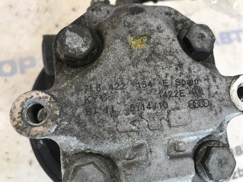 Насос гідропідсилювача керма 7L8422154E Audi Q7