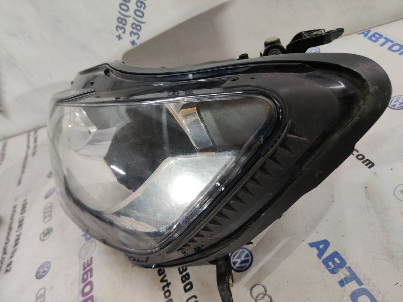 Фара Галоген 4G0941003N Audi A6