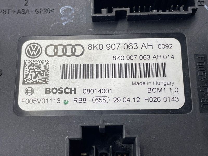 Блок комфорта 8K0907063AH Audi A4