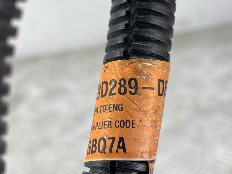 Патрубок HG939D289DB Ford Fusion