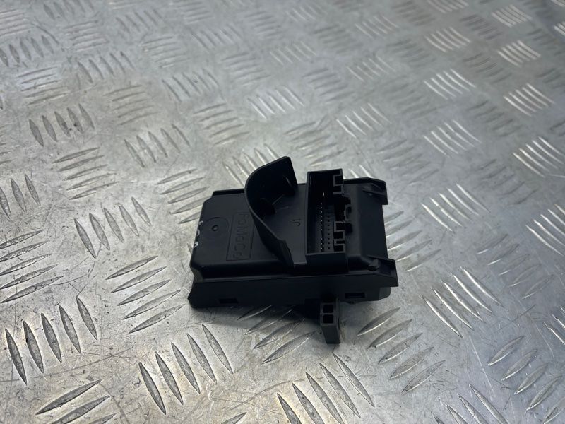 Діагностичний інтерфейс OBD2 GG9T14F642AB Ford Fusion
