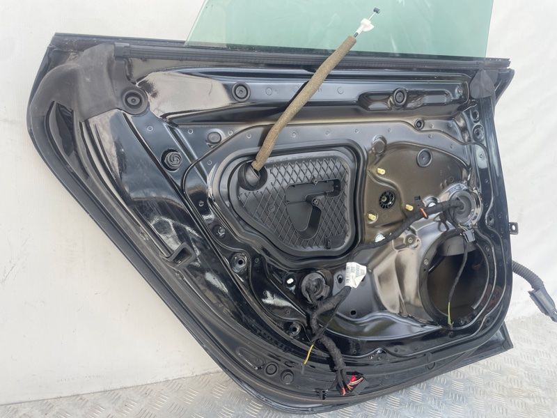 Двері 4G8833051A Audi A7