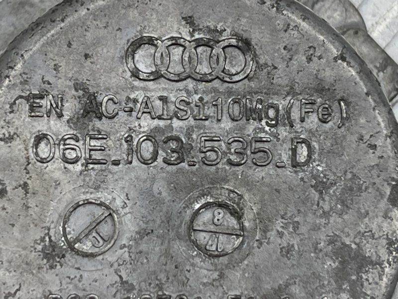 Корпус паливного насоса Audi Q7