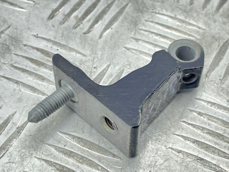 Петля двери 4M0831404A Audi Q7