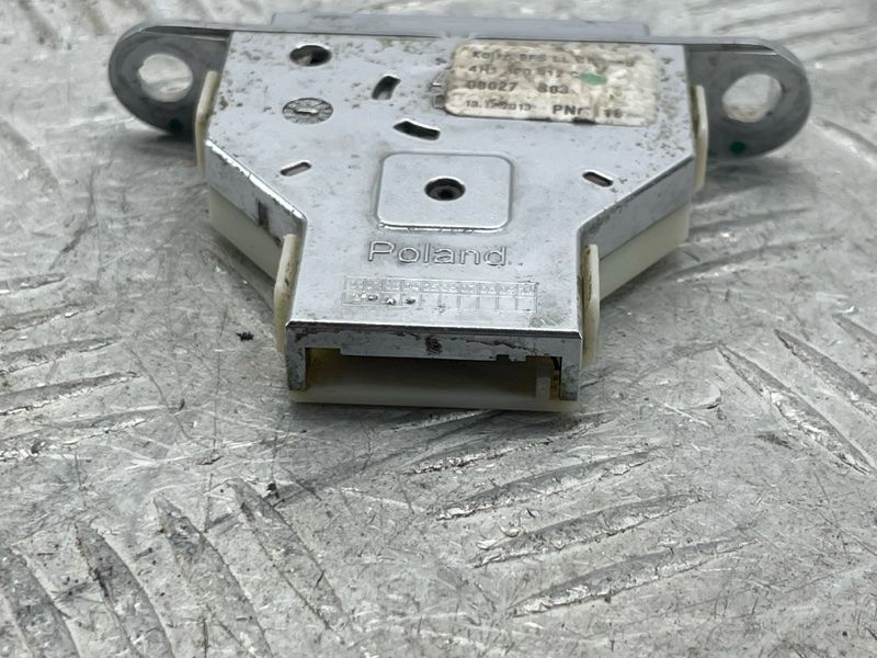 Регулятор 4H1820912C Audi A8