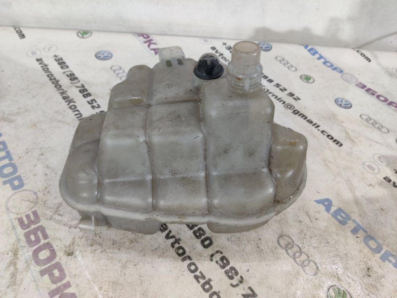Розширювальний бачок 4G0121403G Audi A6 Audi A6, Audi A7, Audi RS7, Audi S6, Audi S7
