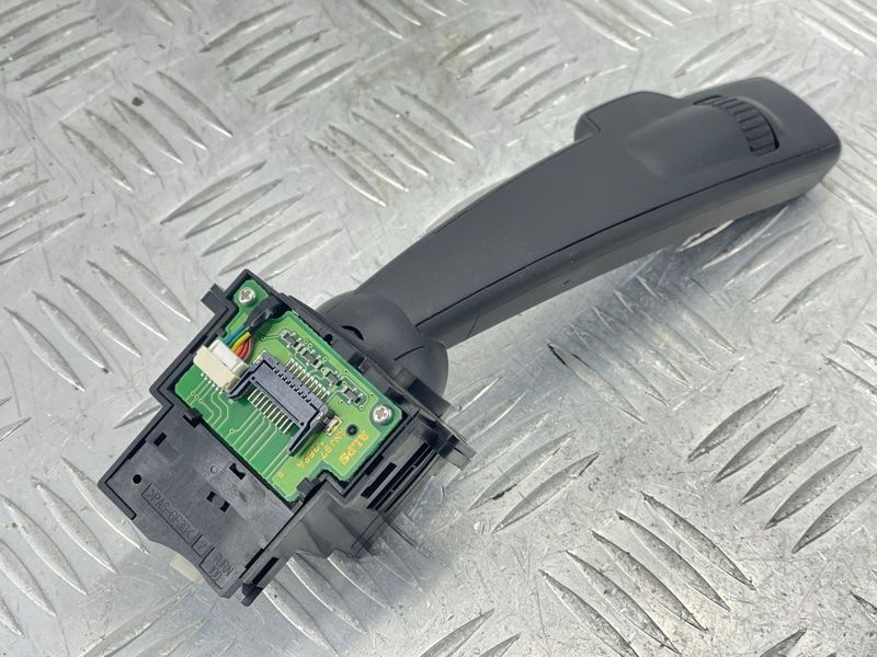 Підрульовий перемикач 31456045 Volvo XC60