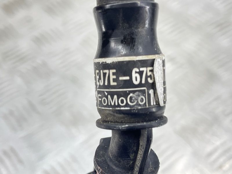 Патрубок EJ7E6758AB Ford Edge