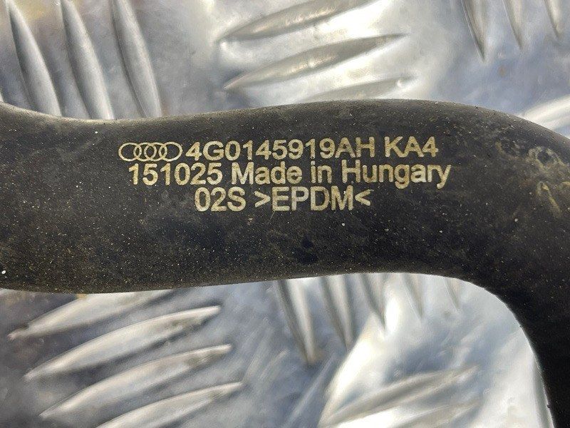 Шланг системи охолодження 4G0145919AH Audi A7