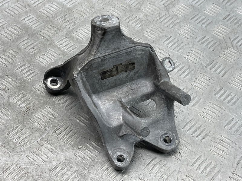 Опора двигуна права 4M0199308AS Audi Q7 Audi Q7