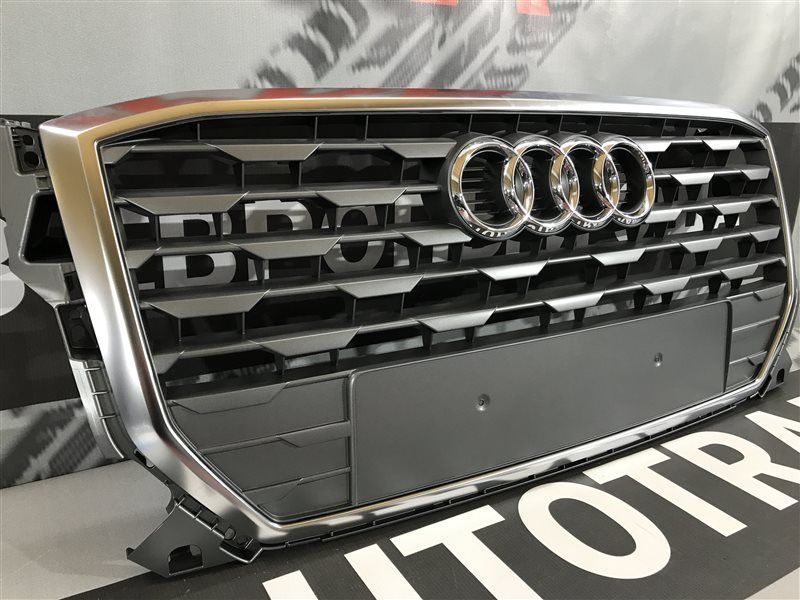 Решітка радіатора 81A853651 Audi Q2