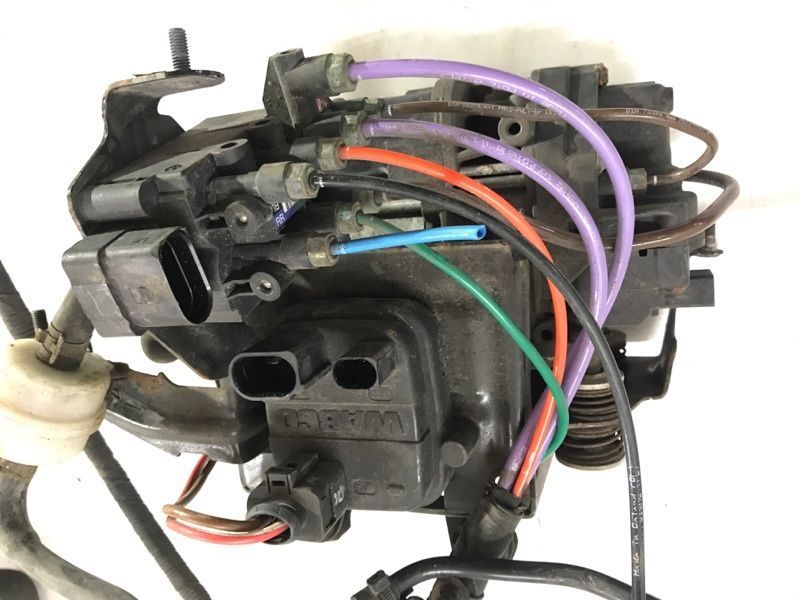 Компресор пневмопідвіски 4M0616005G Audi Q7